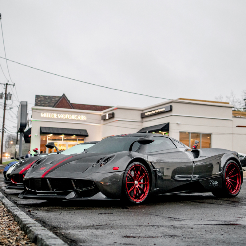 Illustration for article titled So I found 13 Huayra’s on my way home from work